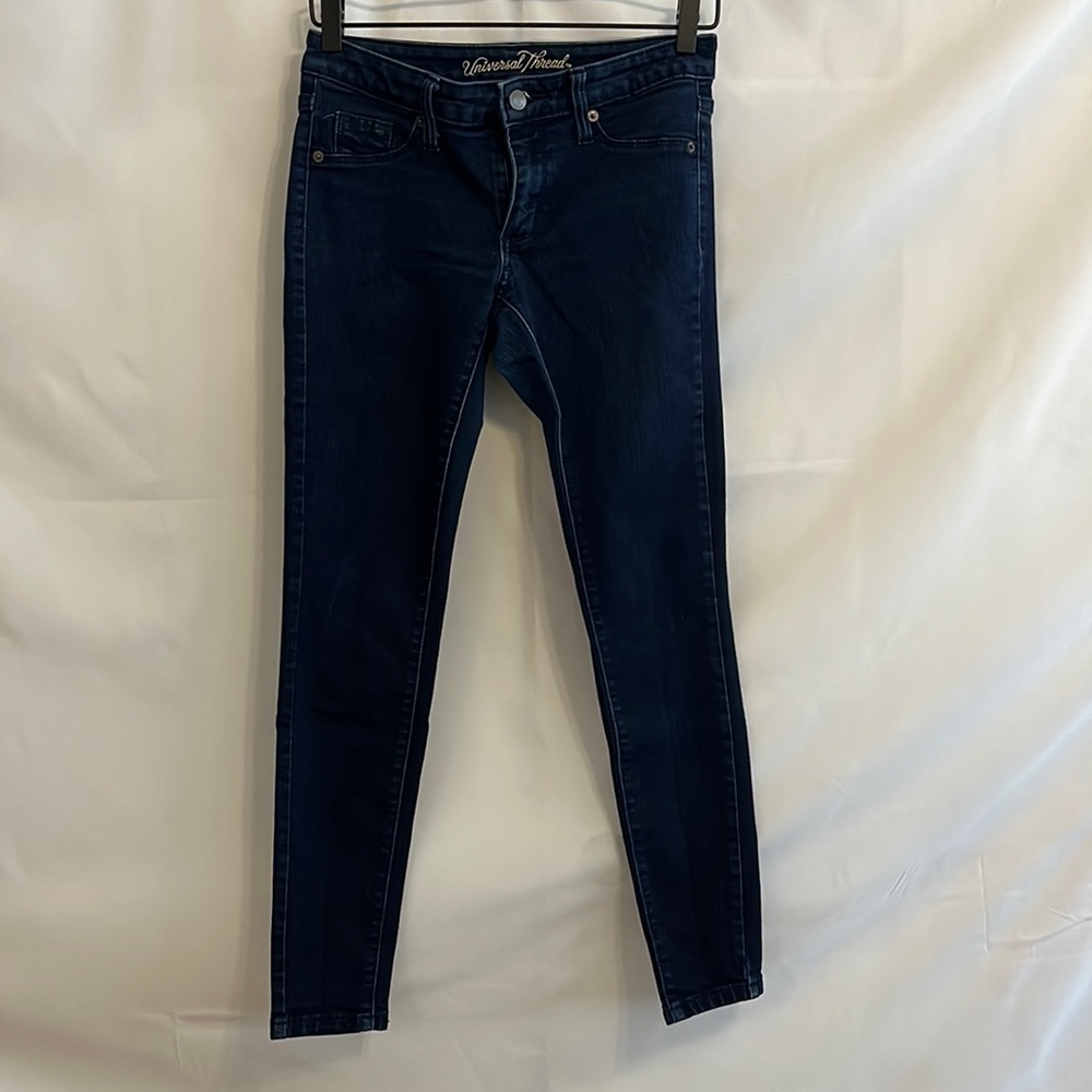 Universal Thread Mid-Rise Jegging Size 2/26s